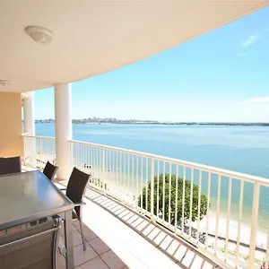 https://riviere-on-golden-beach.queenslandhotels.net
